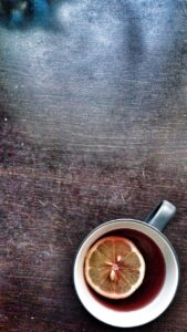 仕事を辞めるべきか悩むあなたに贈る解決策は？