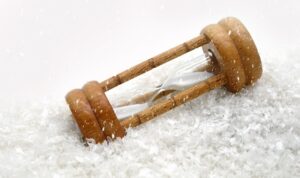 転職エージェントを変更できるタイミングとその方法は？