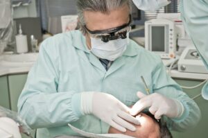 フルリモート求人で探す管理職に求められるスキルとは？
