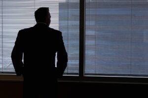 ホワイト企業を辞めるか迷うときに考えるべきポイントは？