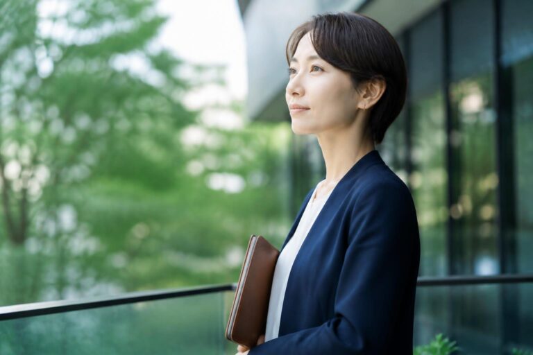 仕事がつらいとき、辞めるかどうかはどう判断する？